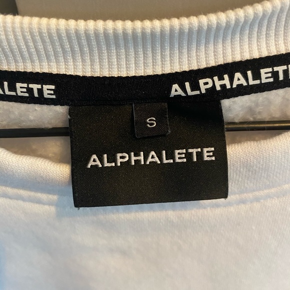 Alphalete Athletics | White crop | Size small - Picture 4 of 4